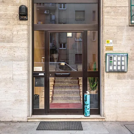 Flatty - Ticinese * Milánó
